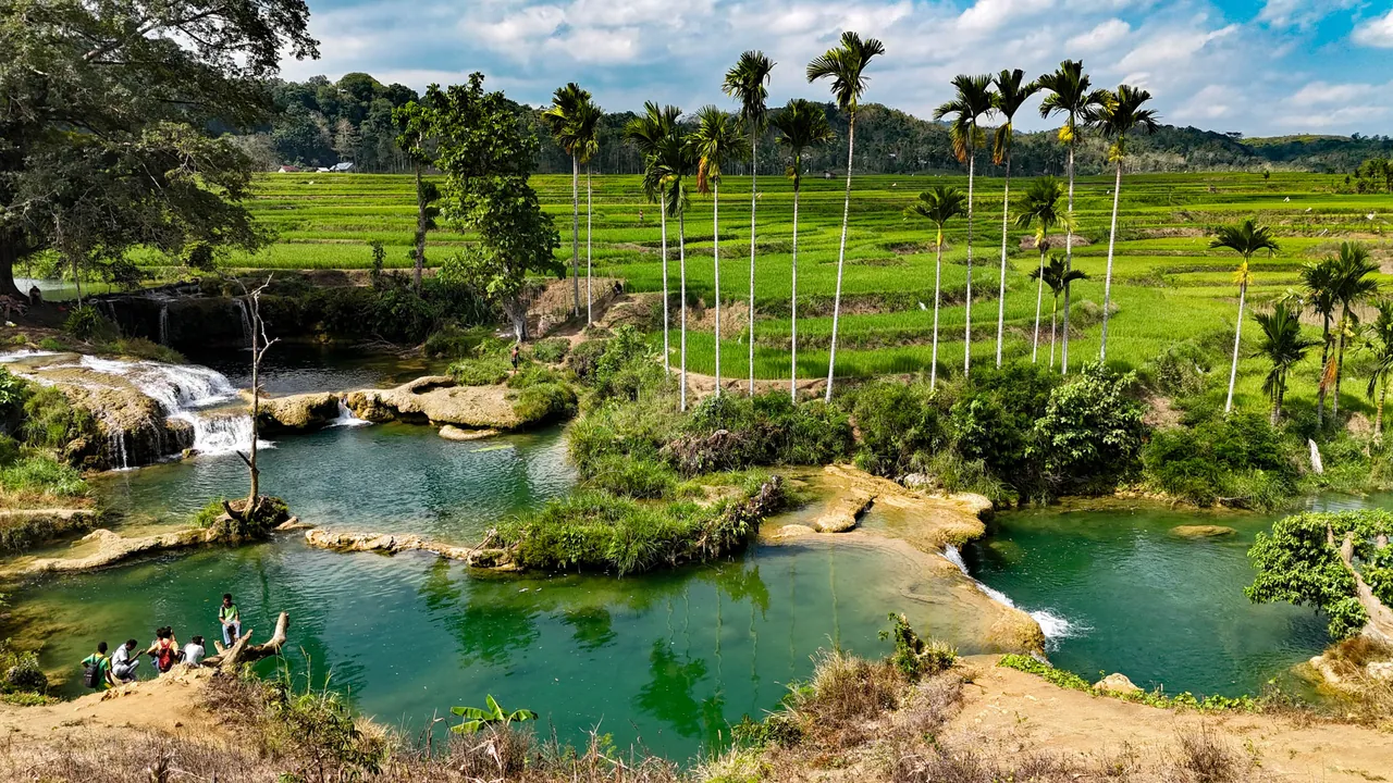 Sumba versus Lombok
